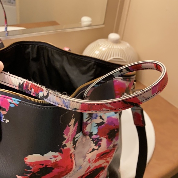 Kate Spade Adaira Laurel Way floral diaper bag - Picture 16 of 16